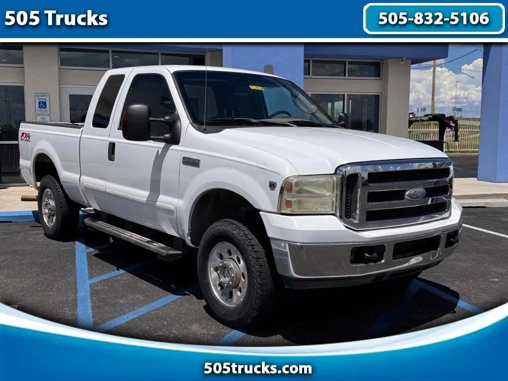 2005 Ford F-250 SD XLT - Pickup