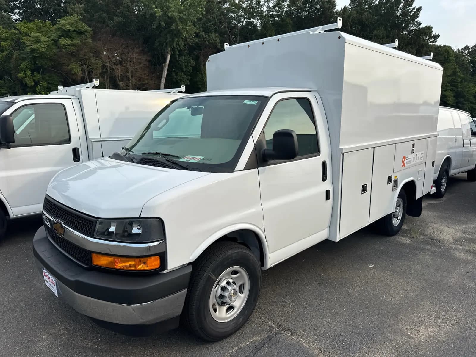 2026 Chevrolet Express 3500 - Box