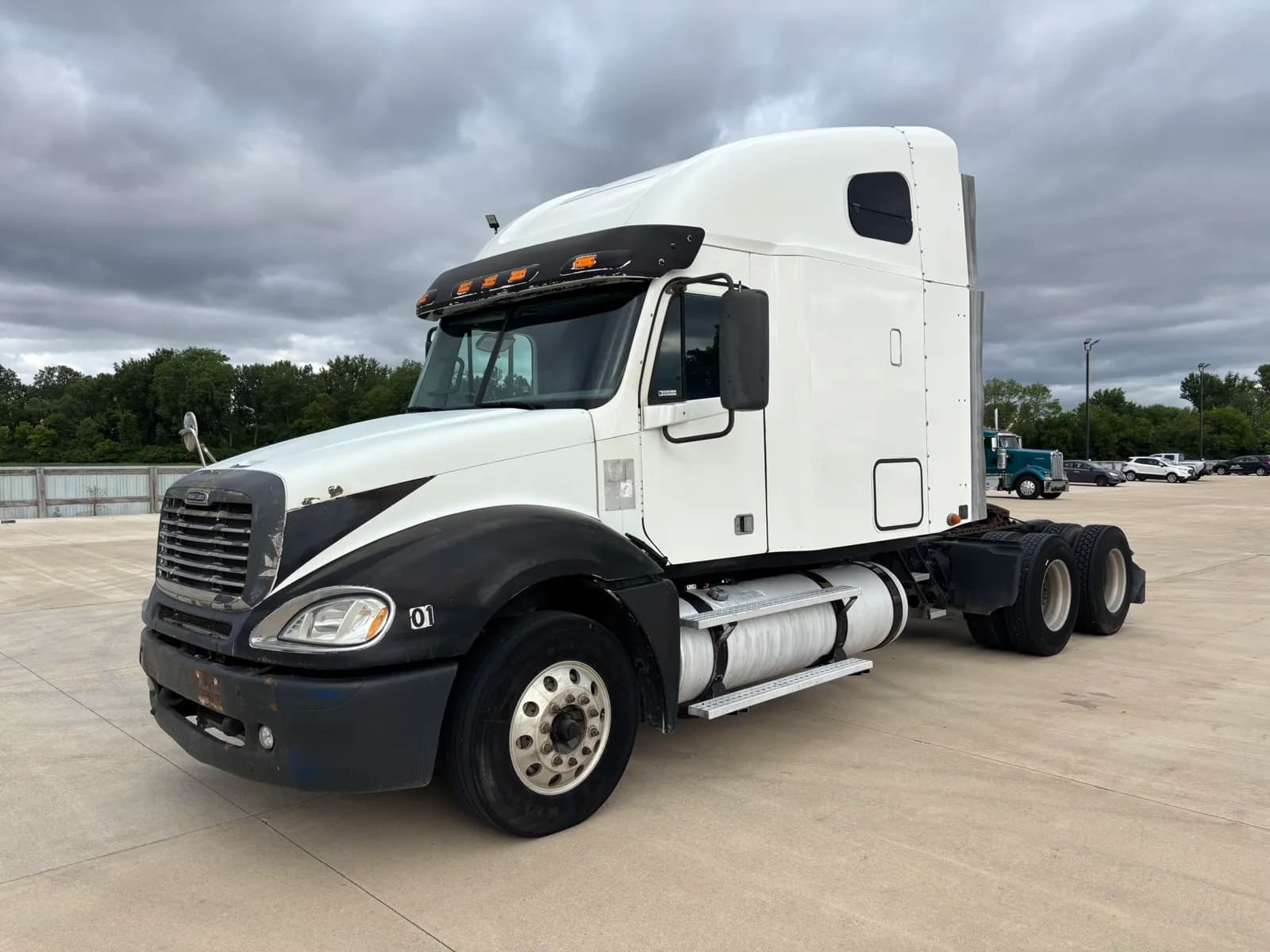 2007 Freightliner Columbia - Sleeper