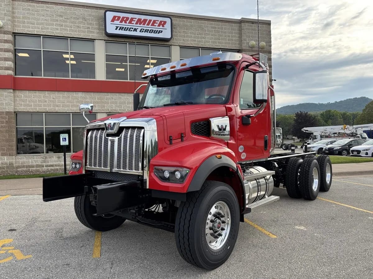 2027 Western Star 47X - Chassis