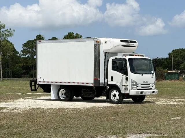 2016 Isuzu NRR - Refrigerated