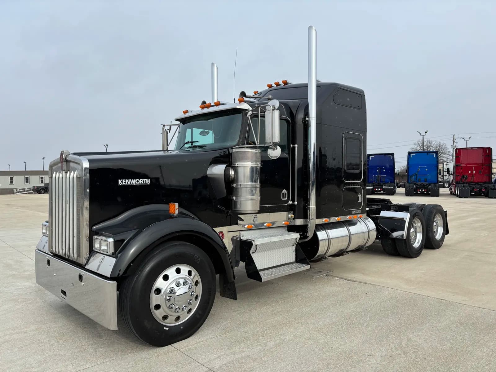 2005 Kenworth W900 - Sleeper