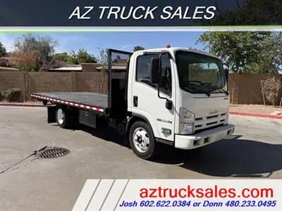 2009 Isuzu NPR 18' Bed Delivery Truck LOW - Flatbed
