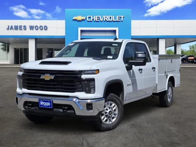 2026 Chevrolet Silverado 2500 Crew Cab - Chassis