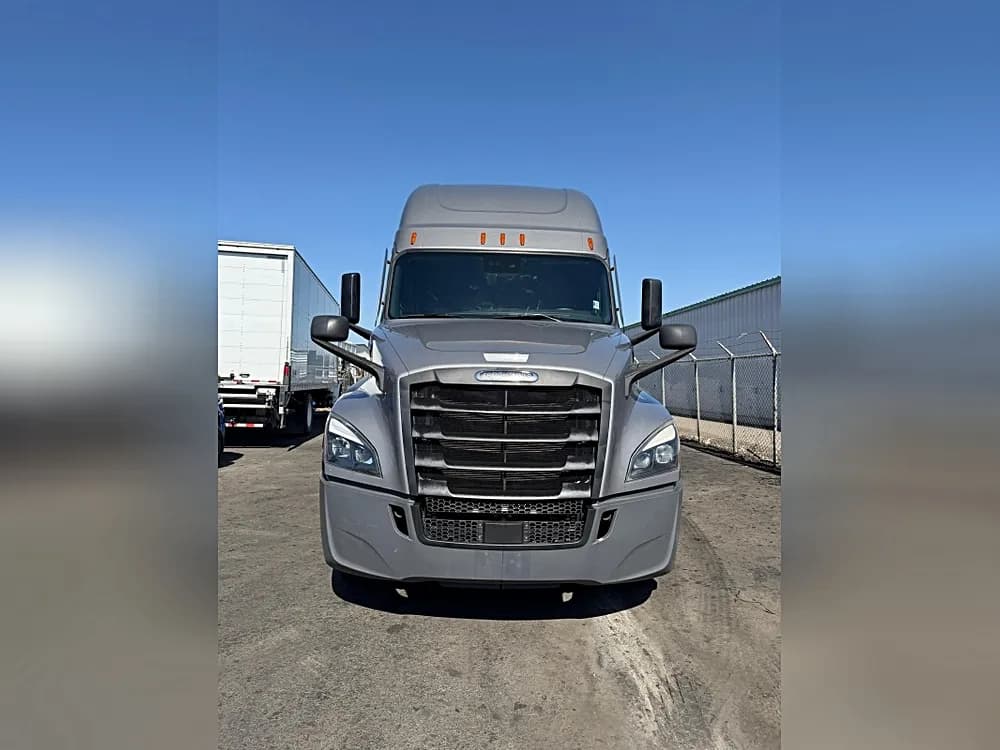 2022 Freightliner Cascadia