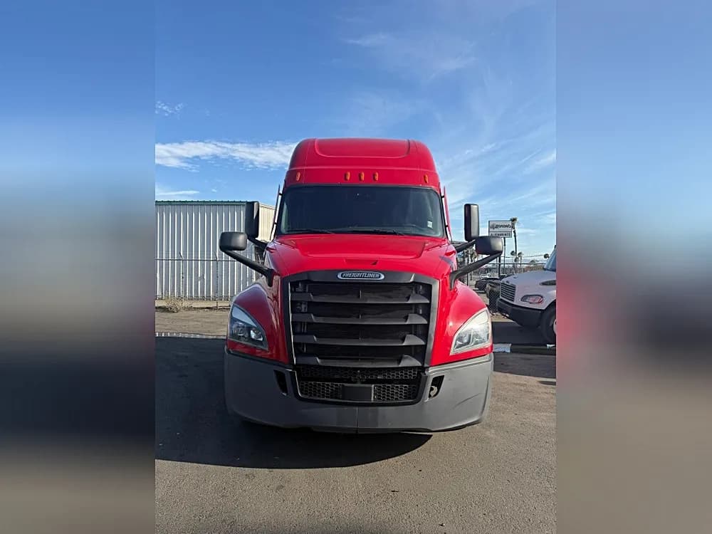 2023 Freightliner Cascadia