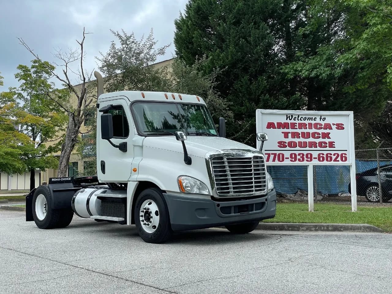 2015 Freightliner Cascadia - Day Cab
