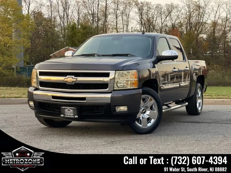 2011 Chevrolet Silverado 1500 Crew Cab 143.5" LT - Pickup