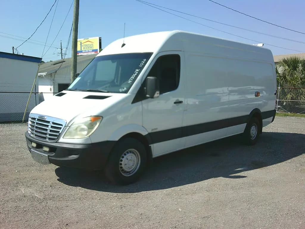 2010 Freightliner SPRINTER 2500 - Vans