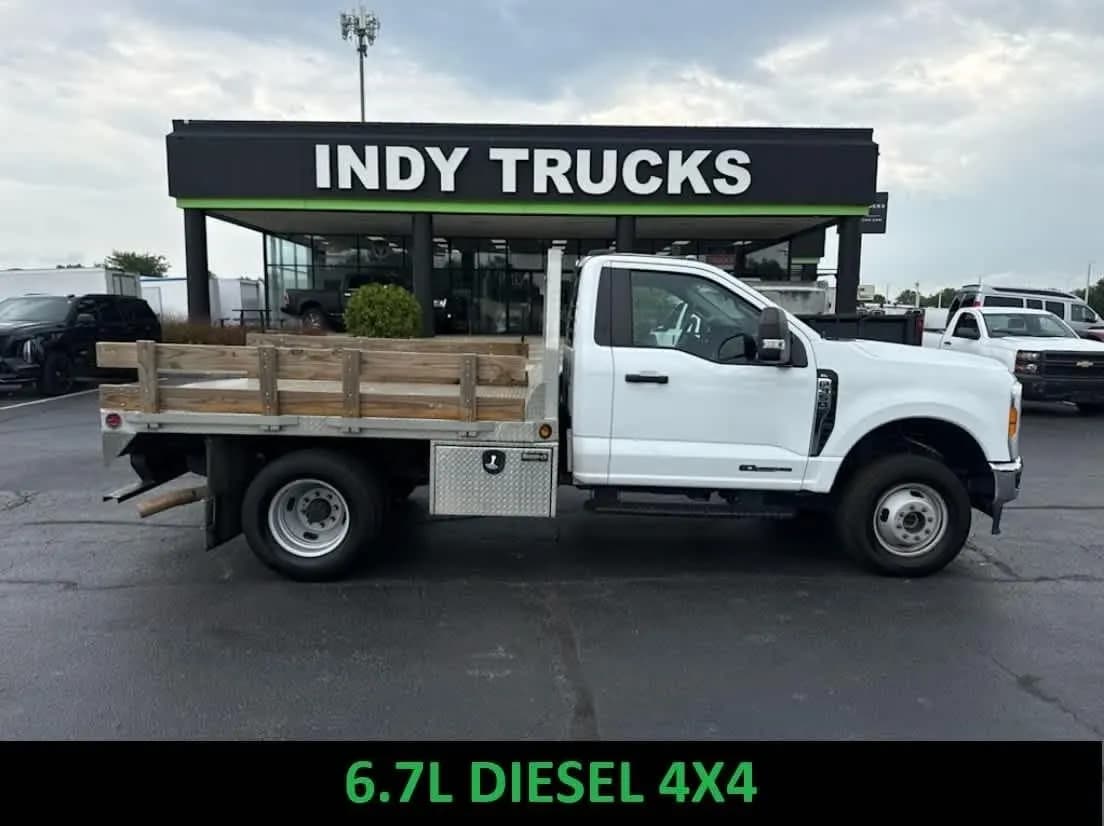 2023 Ford F-350 Super Duty - Flatbed