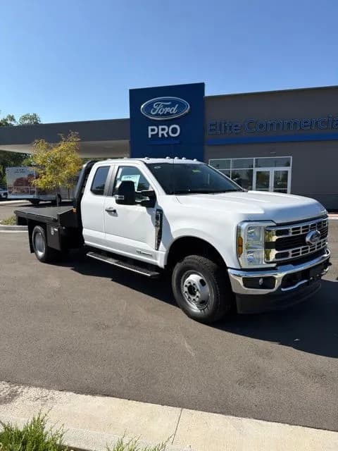 2026 Ford F-350 - Flatbed