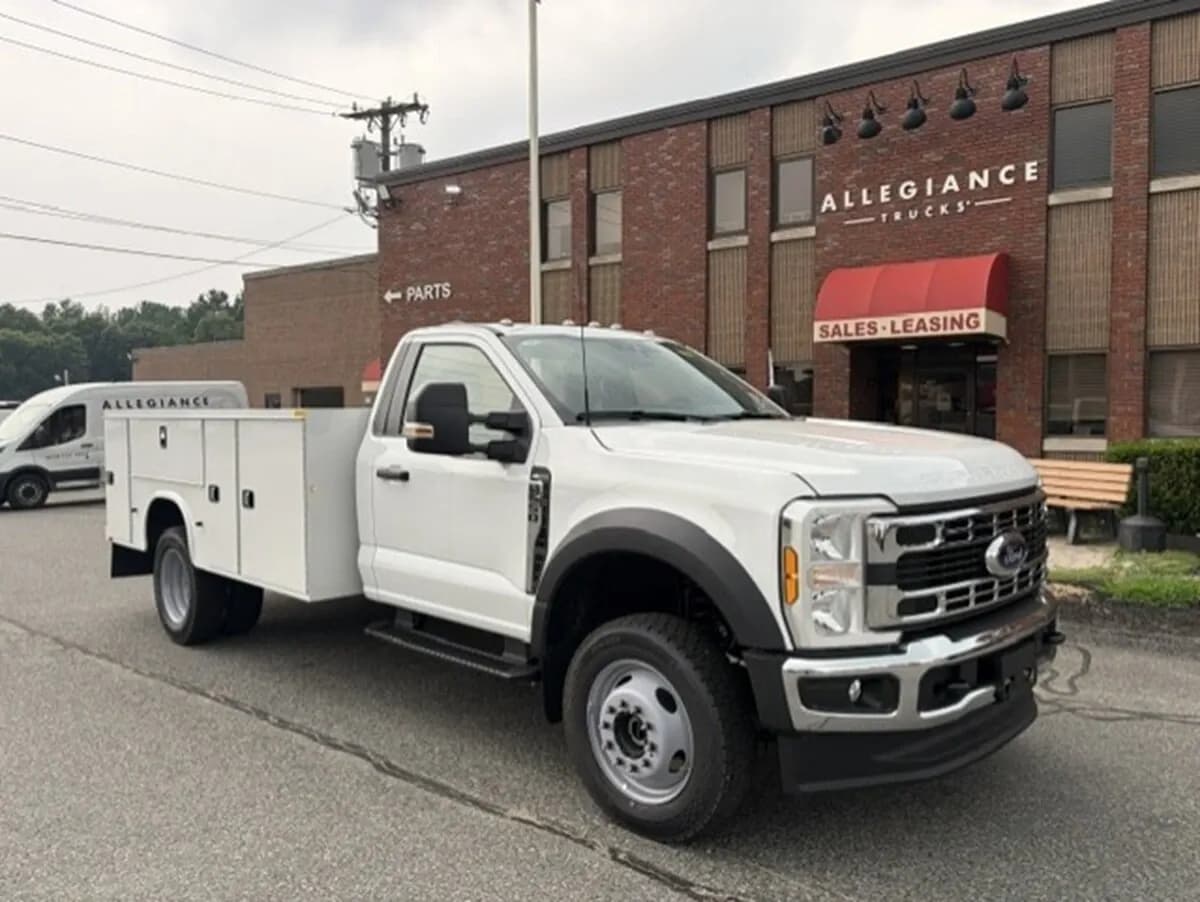 2026 Ford F550 - Chassis