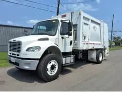 2015 Freightliner Business Class M2