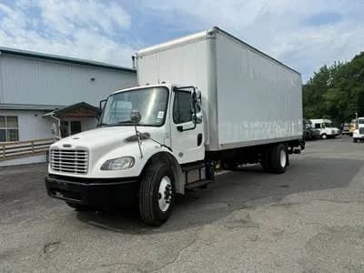 2020 Freightliner M2 106 - Box