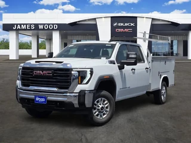 2026 GMC Sierra 2500 Crew Cab - Chassis
