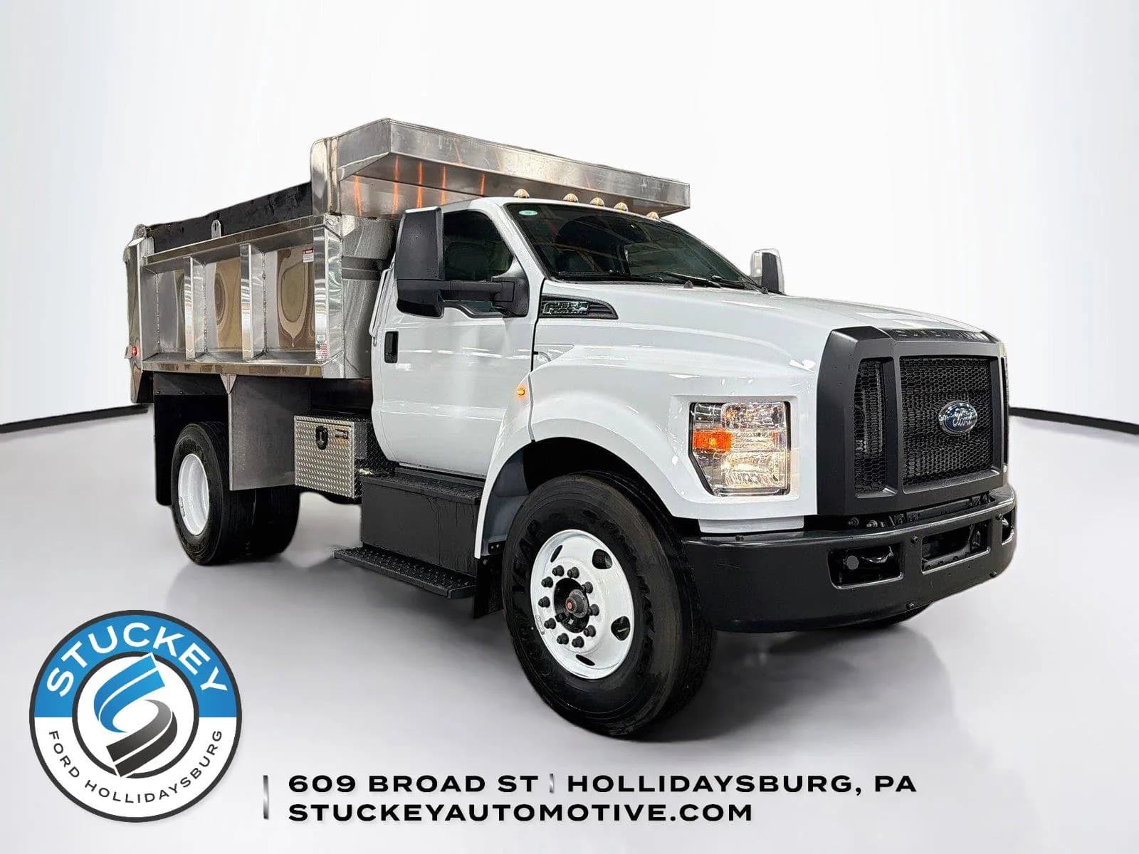 2027 Ford F-650 Straight Frame - Chassis