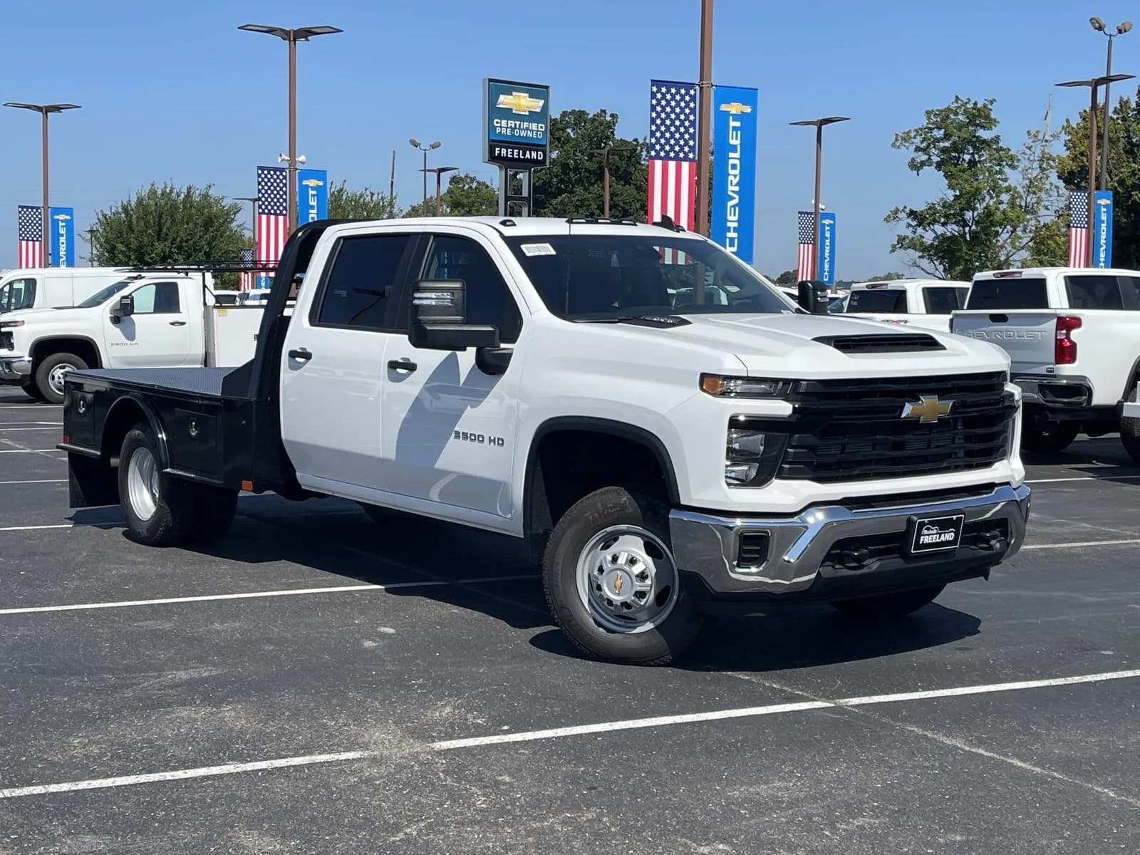 2026 Chevrolet Silverado 3500 Crew Cab - Chassis