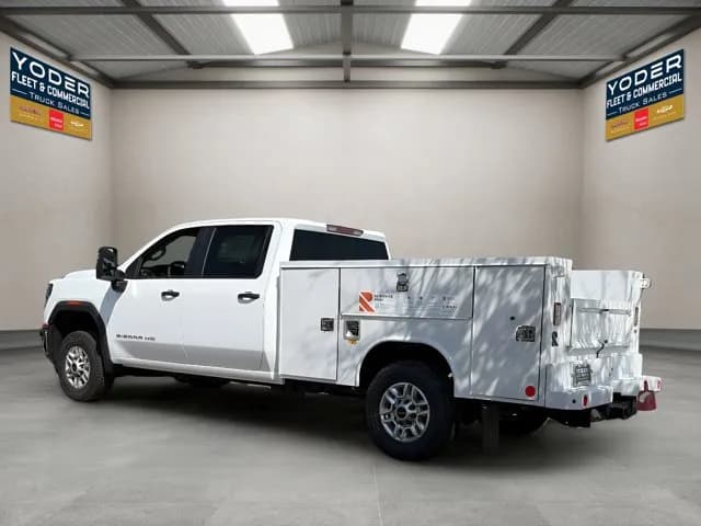 2026 GMC Sierra 2500 Crew Cab - Chassis