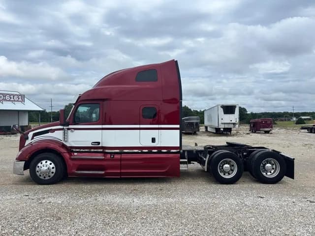 2022 Peterbilt 579 - Sleeper