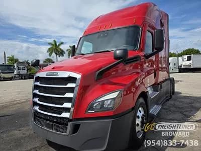 2023 Freightliner Cascadia - Sleeper