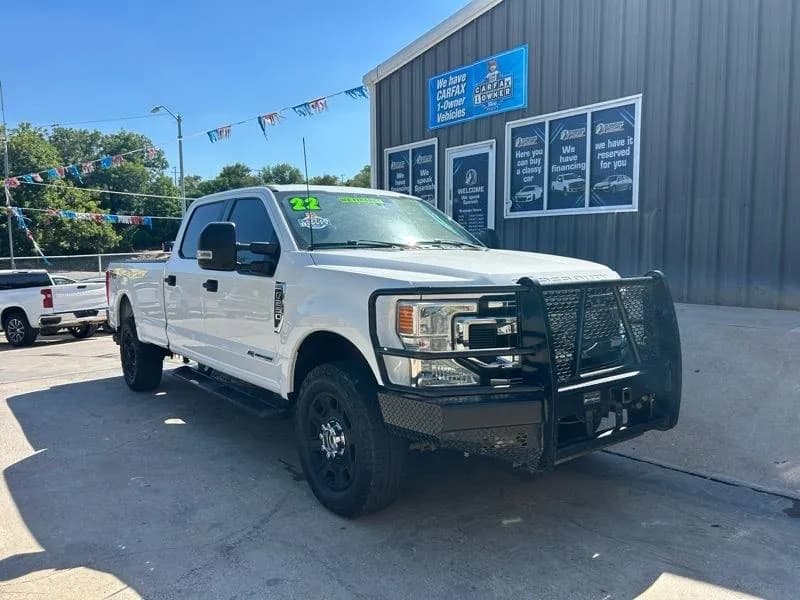 2022 Ford F-250 SD XLT Crew Cab - Pickup