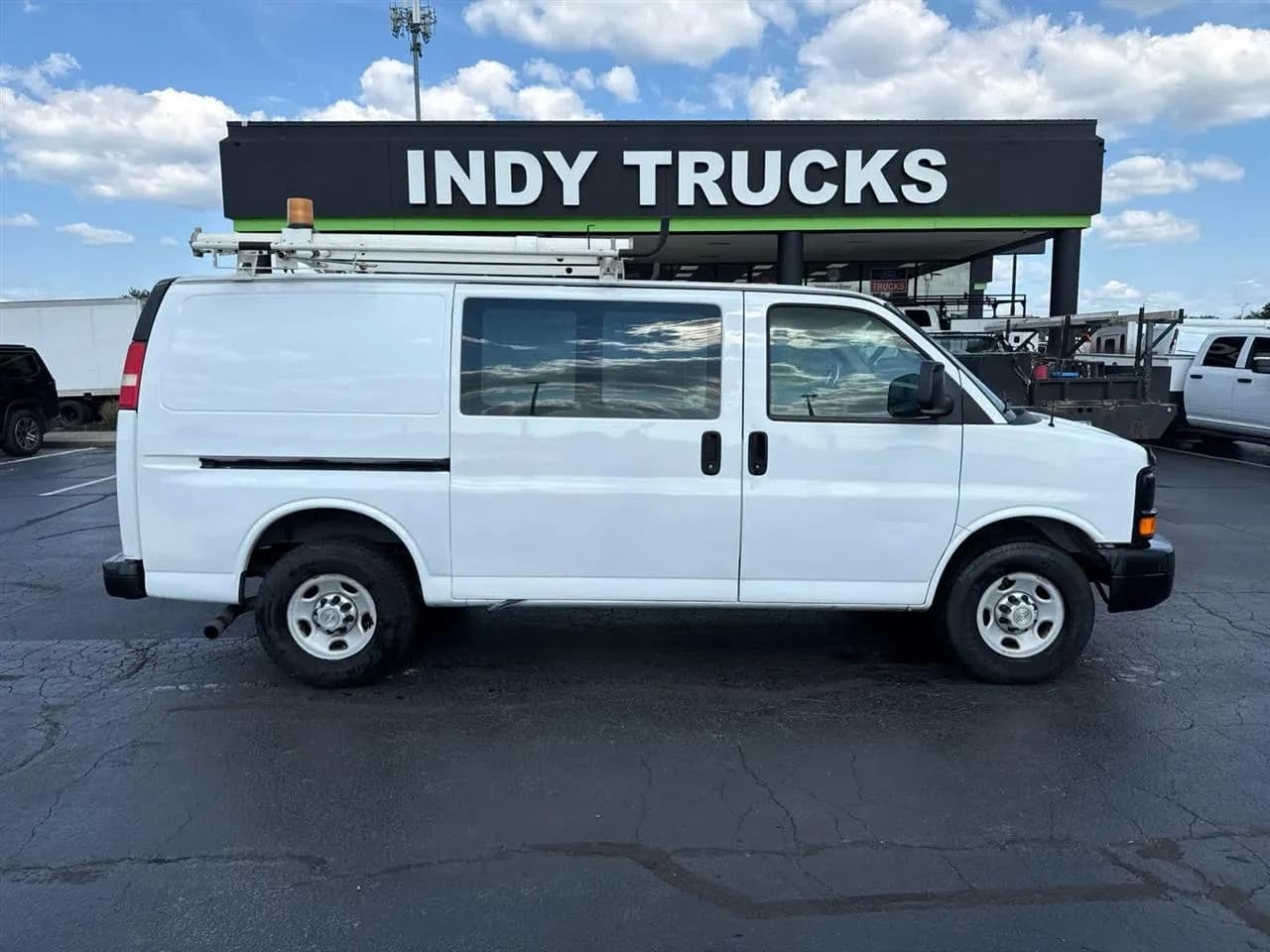 2012 Chevrolet Express - Vans