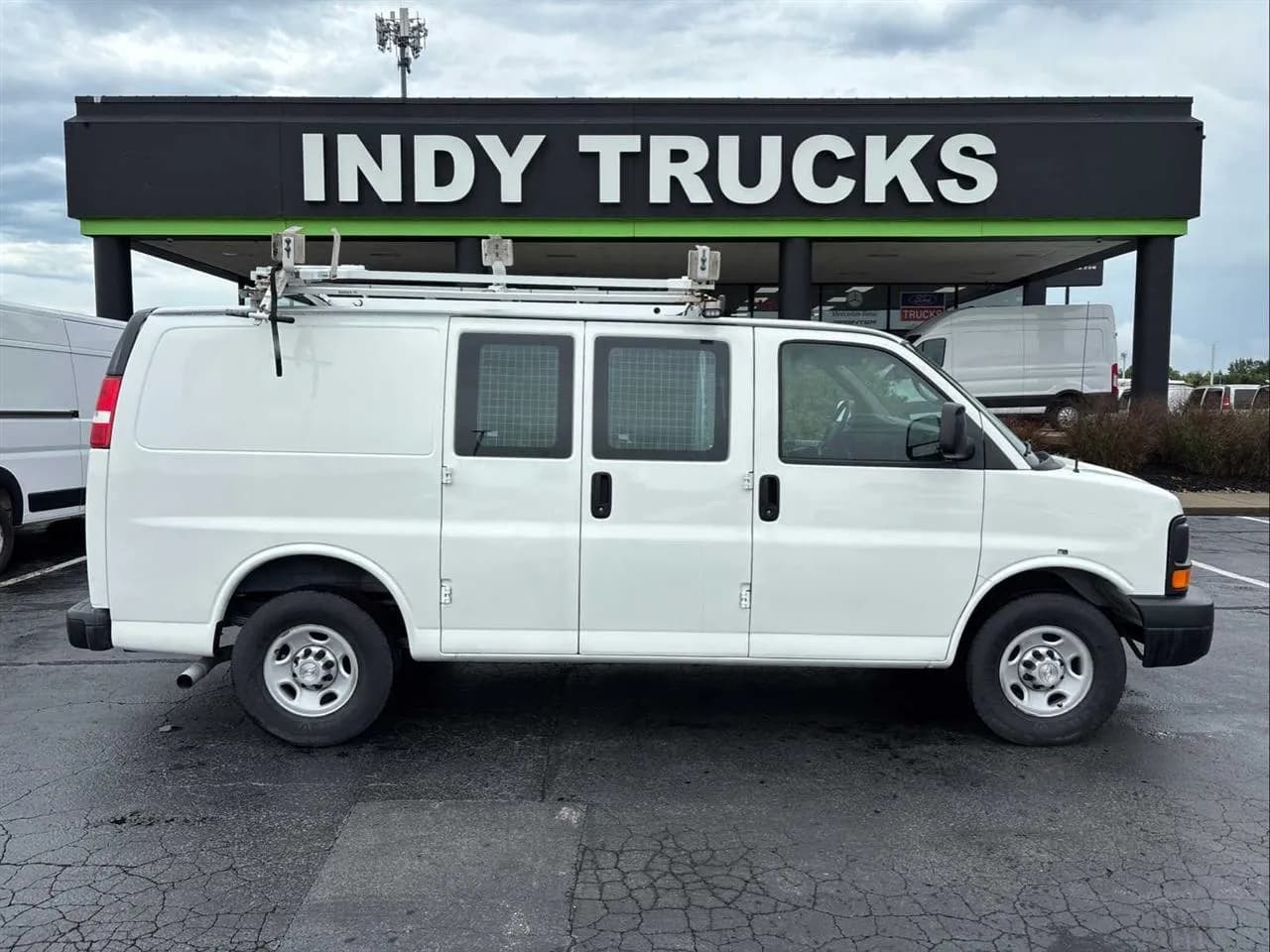 2015 Chevrolet Express - Vans