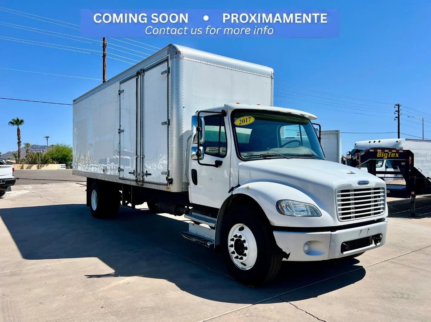 2017 Freightliner M2 106 - Box