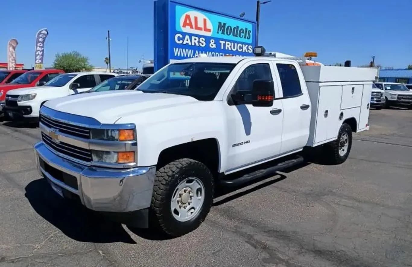 2015 Chevrolet SILVERADO 2500 HD - Chassis
