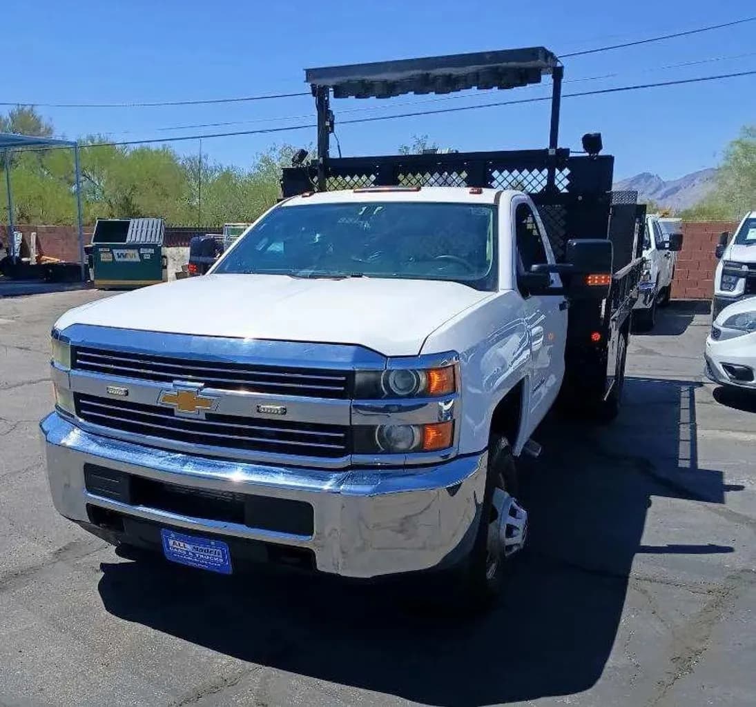 2015 Chevrolet SILVERADO 3500 HD - Chassis