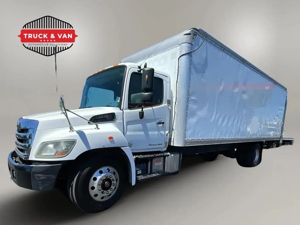 2019 HINO Conventional Type Truck - Chassis