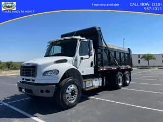 2016 Freightliner M2 106 - Dump