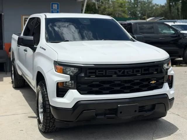 2022 Chevrolet SILVERADO 1500 CREW CAB - Pickup