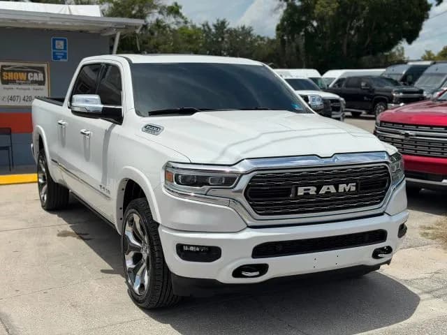 2019 Ram 1500 CREW CAB - Pickup