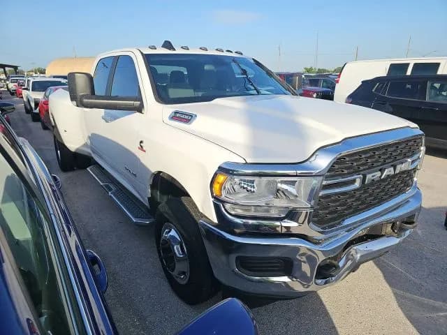 2022 Ram 3500 CREW CAB - Pickup