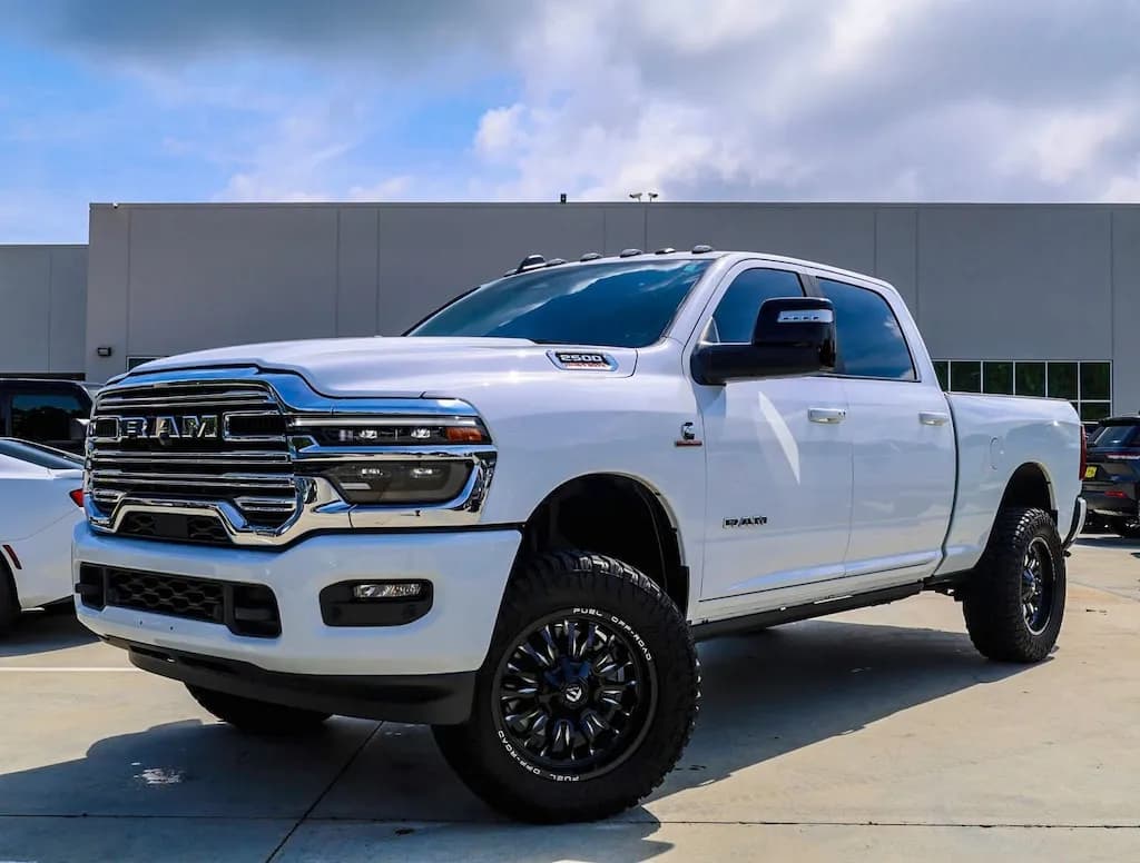 2025 Ram Laramie Truck I6 - Pickup