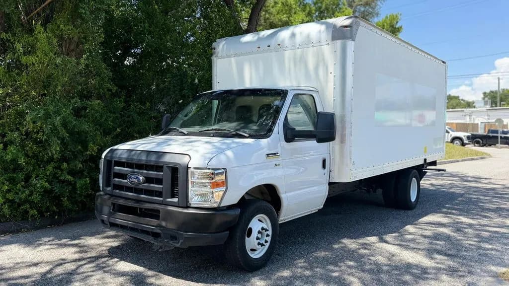 2019 Ford E350 - Box