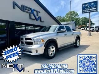 2016 Ram 1500 CREW CAB - Pickup