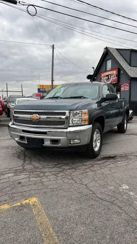 2013 Chevrolet SILVERADO 1500 EXTENDED CAB - Pickup