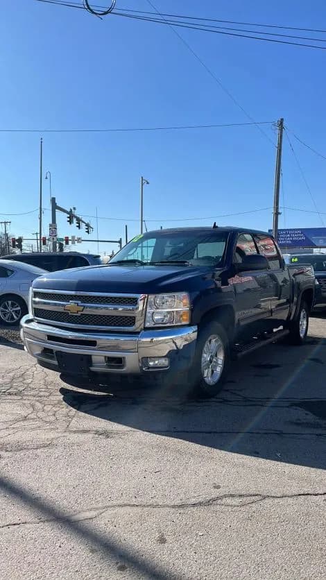 2012 Chevrolet SILVERADO 1500 CREW CAB - Pickup