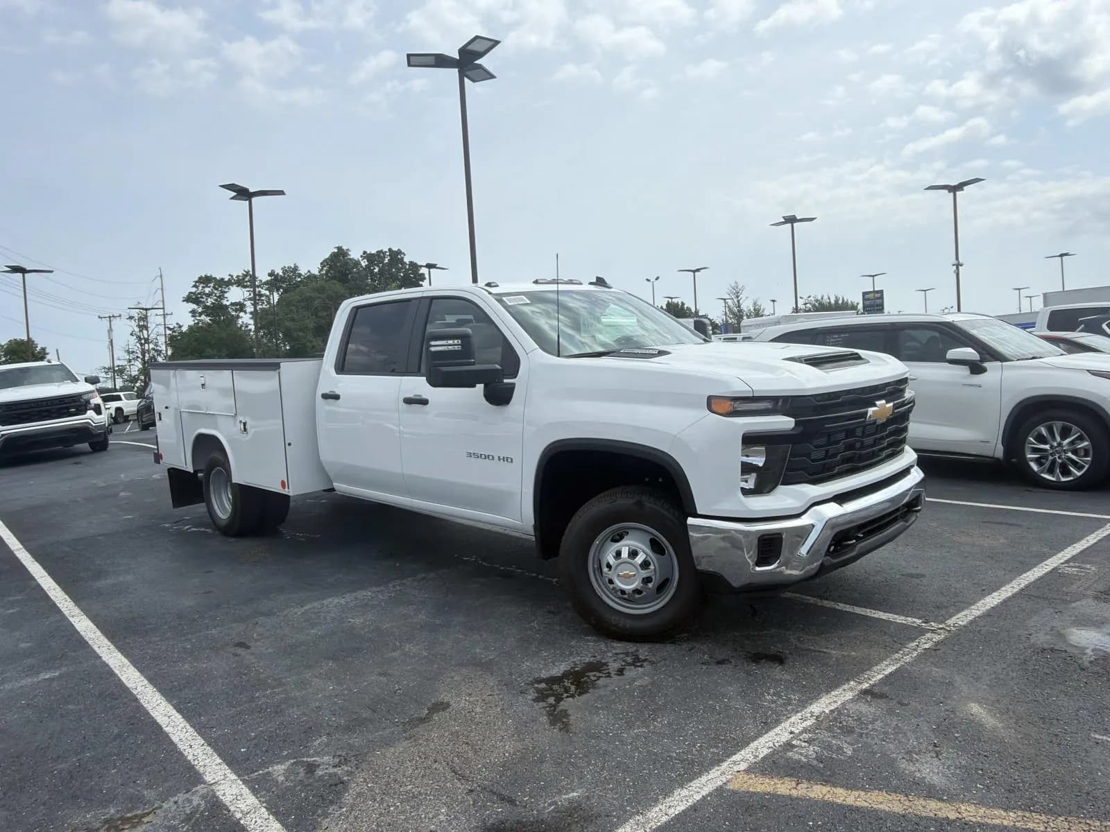 2026 Chevrolet Silverado 3500 Crew Cab - Chassis
