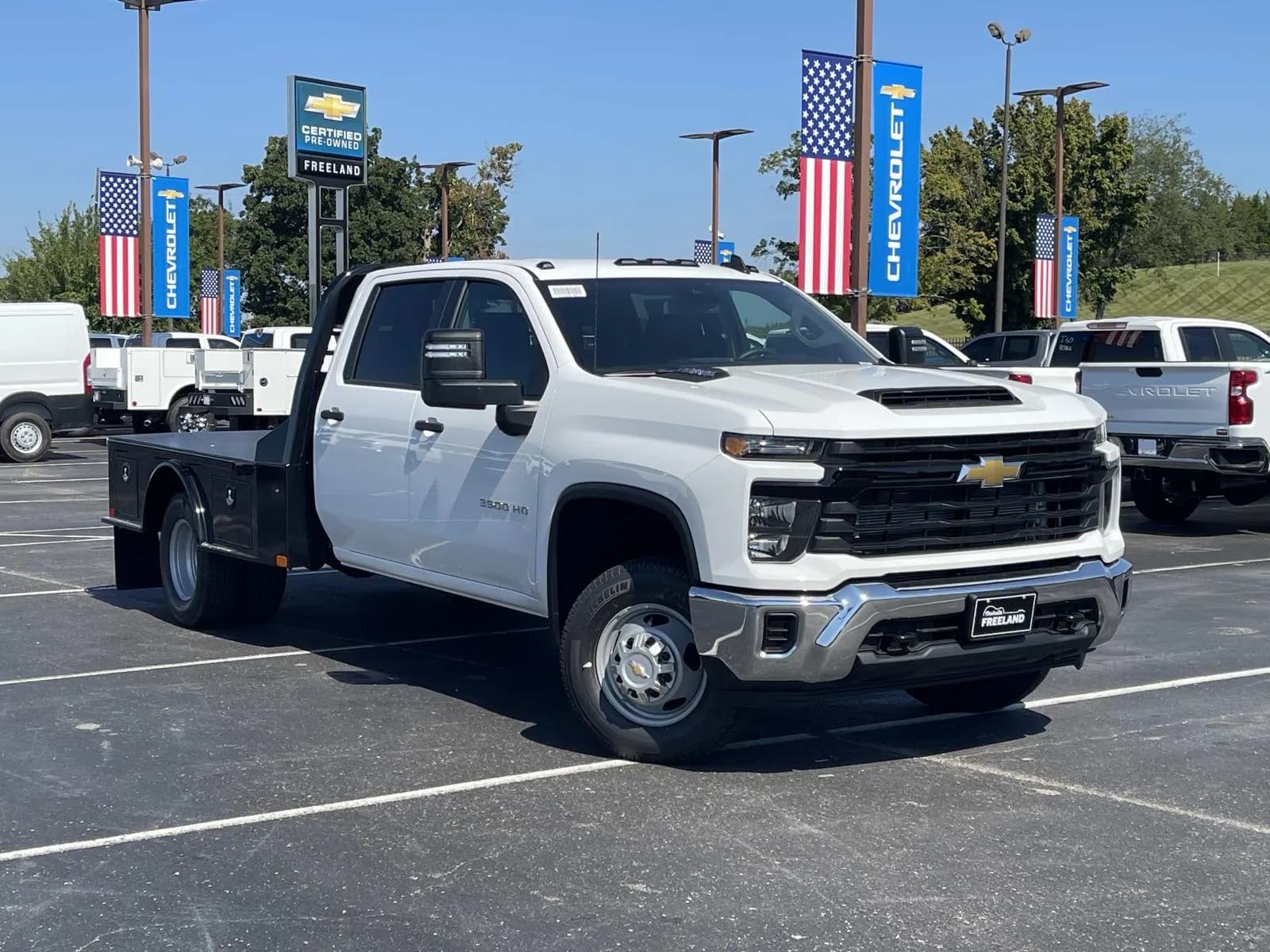 2026 Chevrolet Silverado 3500 Crew Cab - Chassis