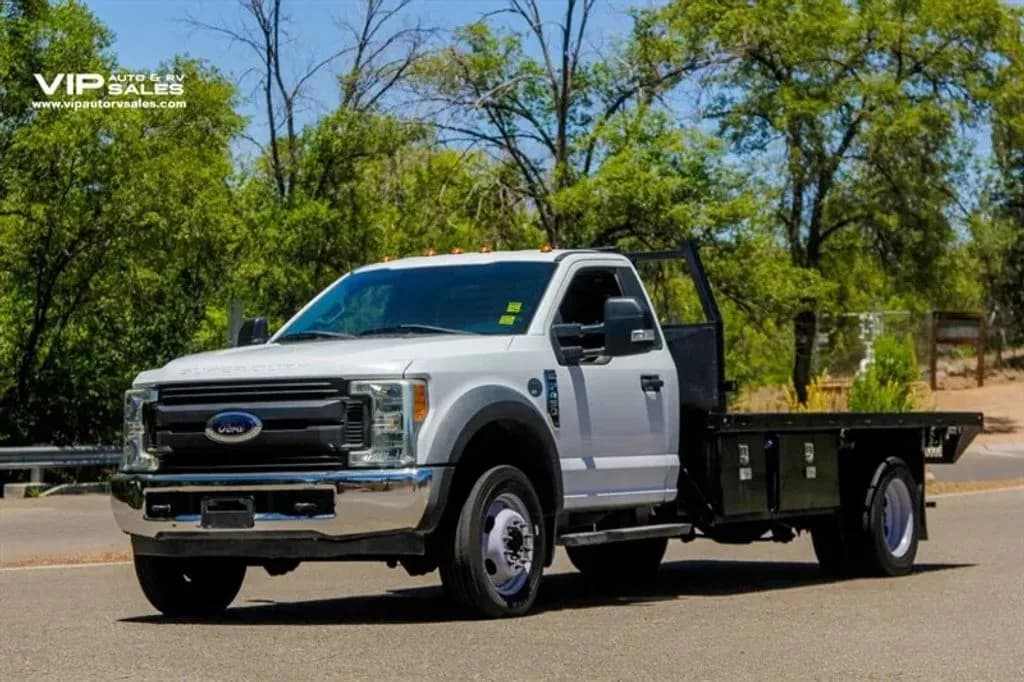 2017 Ford F450 - Chassis