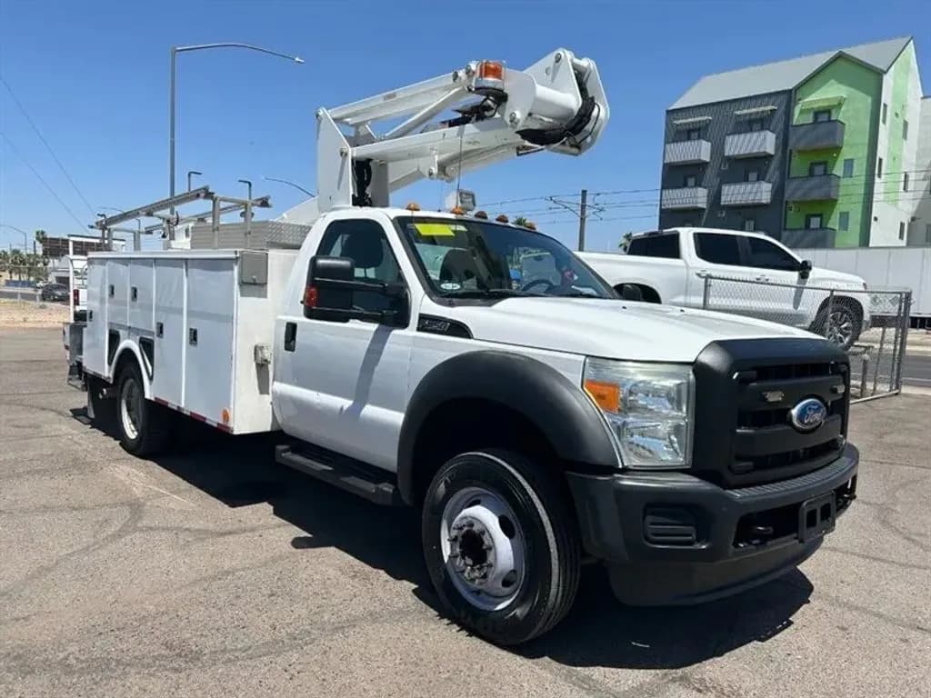 2012 Ford F550 - Chassis