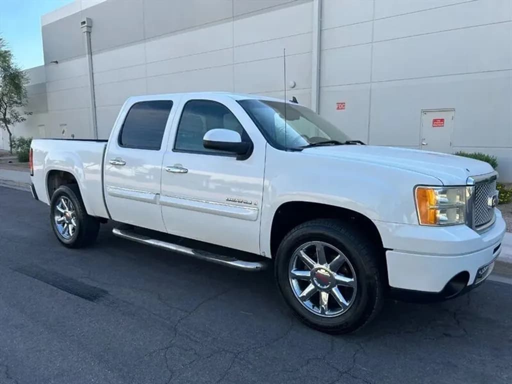 2009 GMC SIERRA 1500 CREW CAB - Pickup