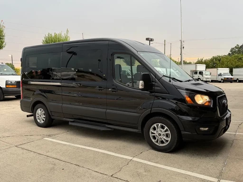 2025 Ford Transit-350 - Vans