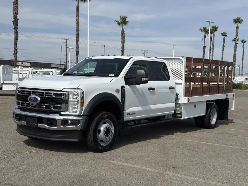 2026 Ford F-450 Crew Cab - Chassis