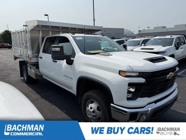 2026 Chevrolet Silverado 3500 Crew Cab - Chassis