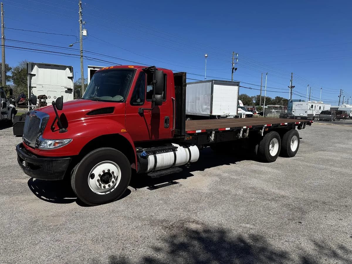 2015 International 4400 - Flatbed