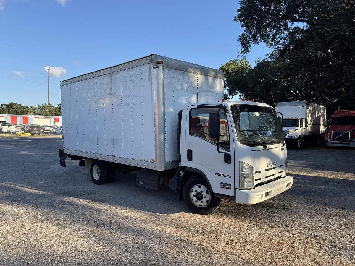 2012 Isuzu NPR HD